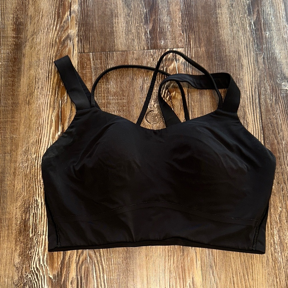 Lululemon Black Women's Strappy sports bra medium